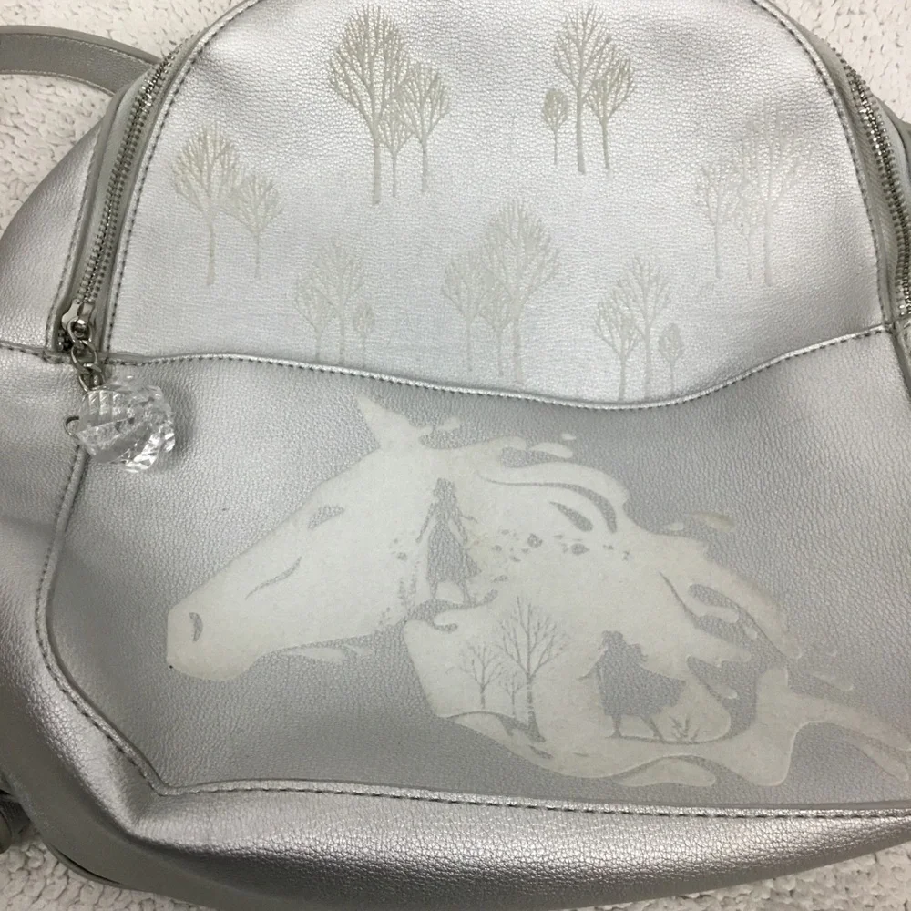 Danielle Nicole FROZEN 2 Freeze Silver Backpack - Picture 5 of 13